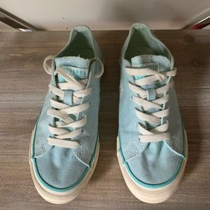 Converse one star gently worn sneakers